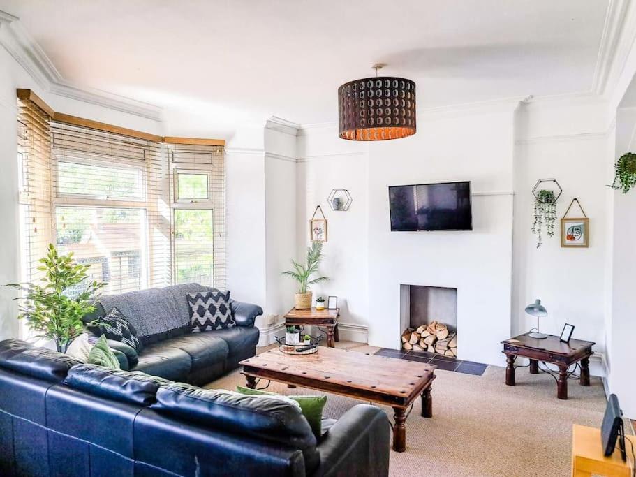Appartement 3 Bed Flat Near To Cardiff And Cardiff Bay Extérieur photo