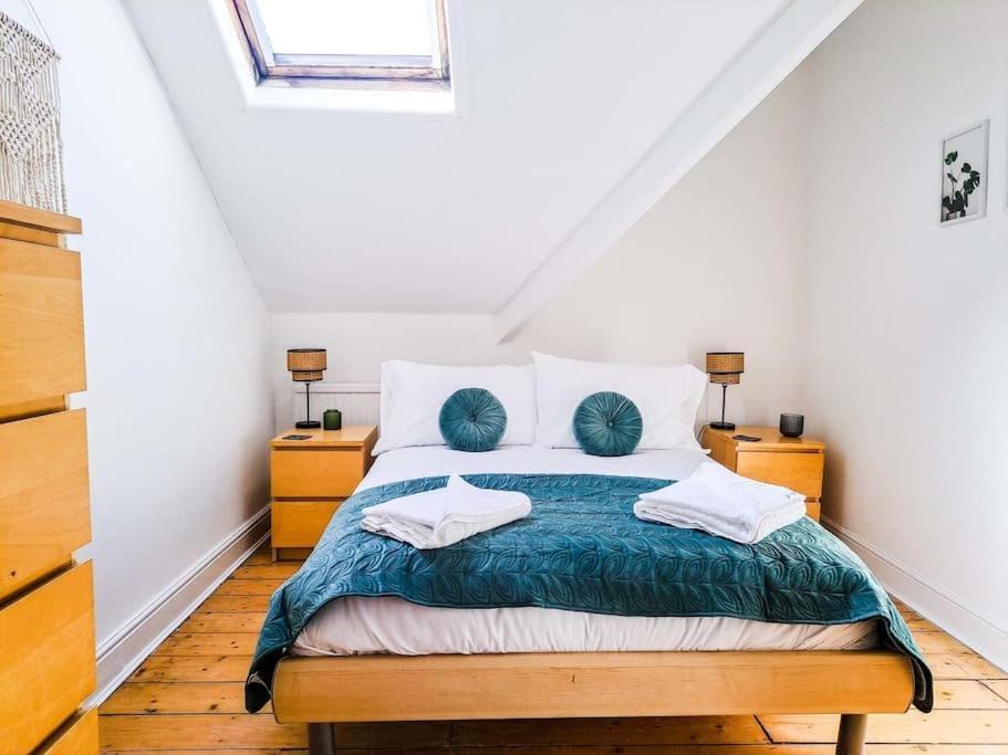 Appartement 3 Bed Flat Near To Cardiff And Cardiff Bay Extérieur photo