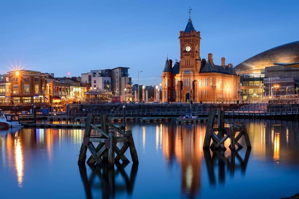 Appartement 3 Bed Flat Near To Cardiff And Cardiff Bay Extérieur photo